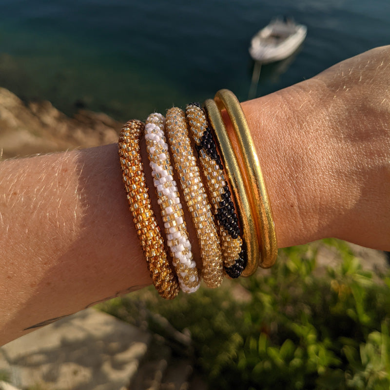 Bracelet népalais #3 (noir et doré)