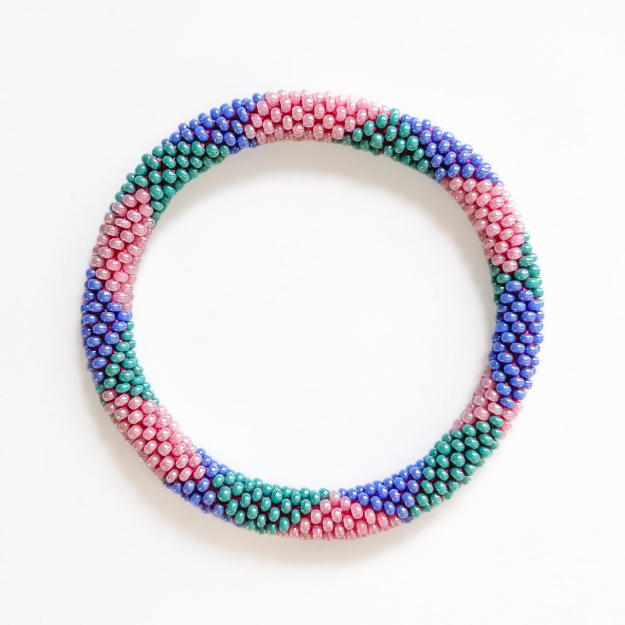 Bracelet népalais #103 (vert, bleu et rose)