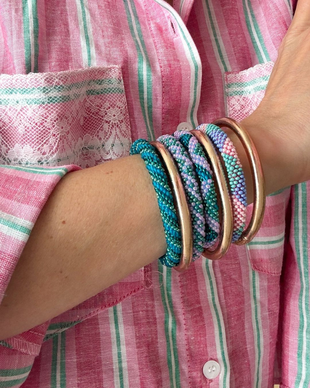 Bracelet népalais #106 (violet et vert)