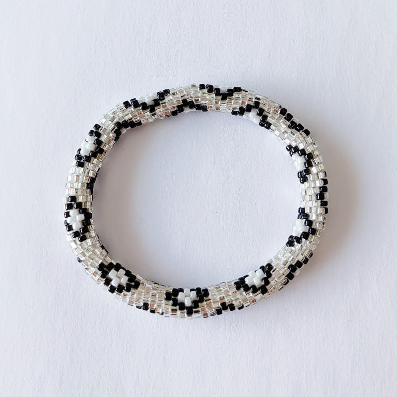 Bracelet népalais #12 (argent, noir et blanc)