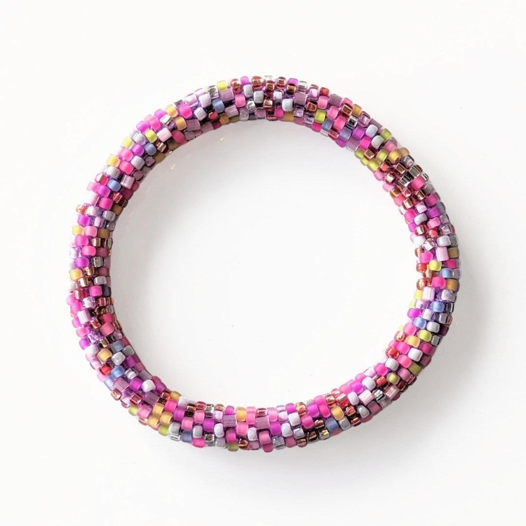 Bracelet népalais #32 (confettis rose violet)