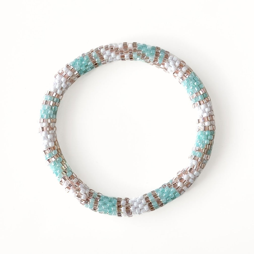 Bracelet népalais #48 (vert-eau et champagne)