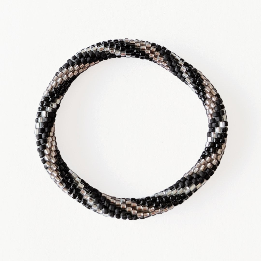 Bracelet népalais #9 (noir et argent)