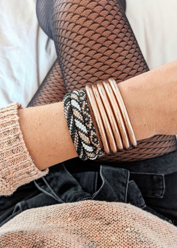 Bracelet népalais #13 (noir et champagne)
