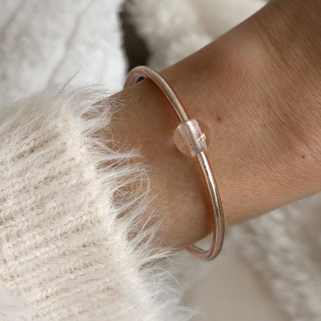 Jonc bouddhiste precious - champagne & quartz blanc
