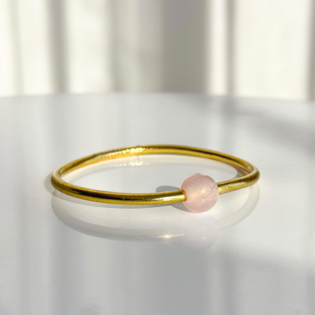 Jonc bouddhiste precious - light gold & quartz rose