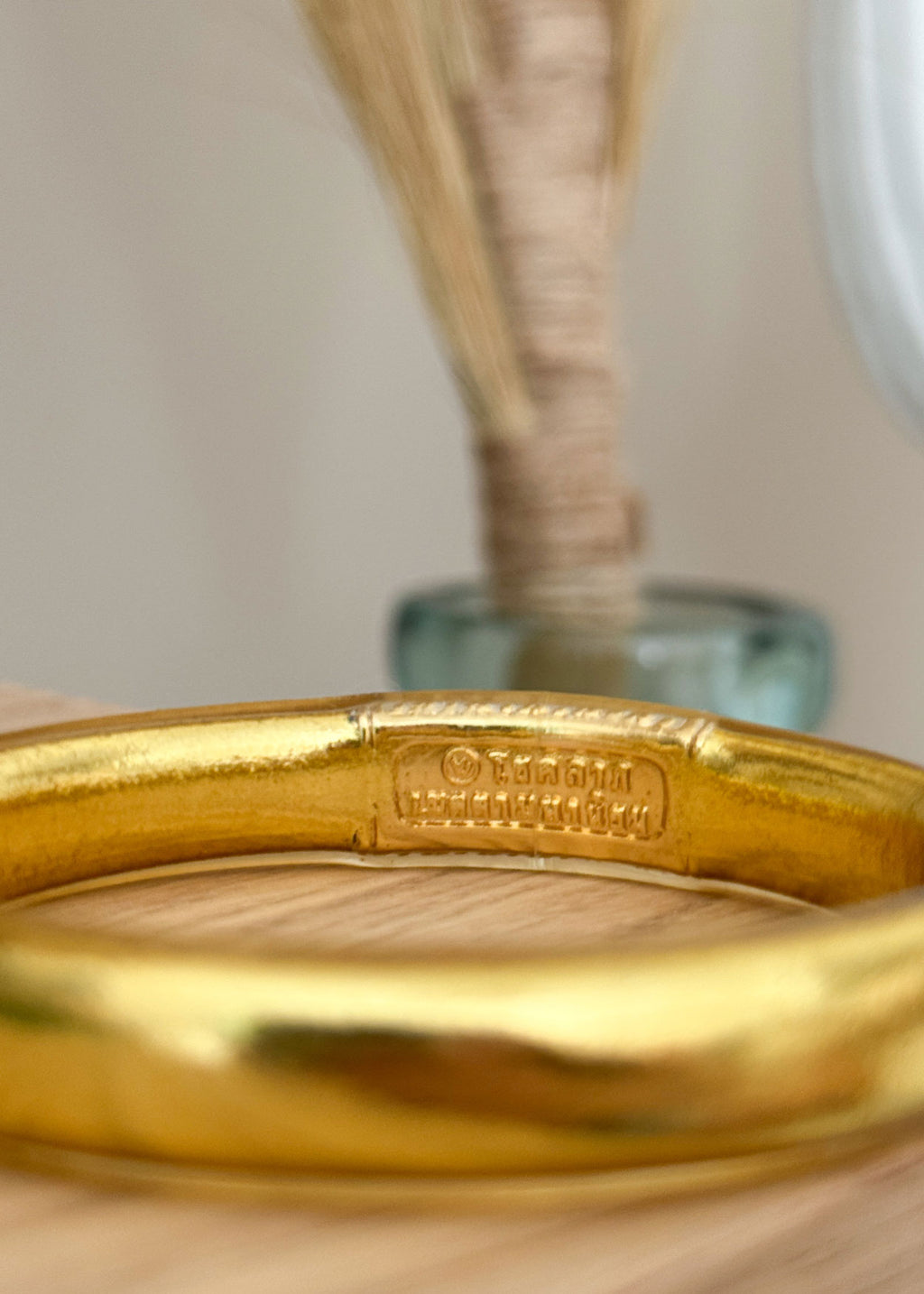Jonc bouddhiste plat - 12mm light gold